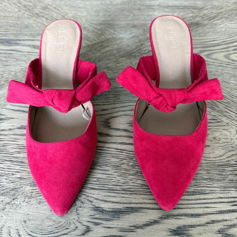 Loft Outlet Red Faux Suede Bow Pointed Toe Mule Kitten Heels Size 9M Slip On - Picture 3 of 8